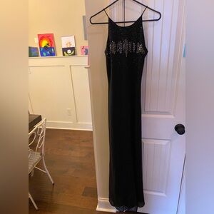 CACHET Women’s Black Beaded Formal Maxi Gown Size 8